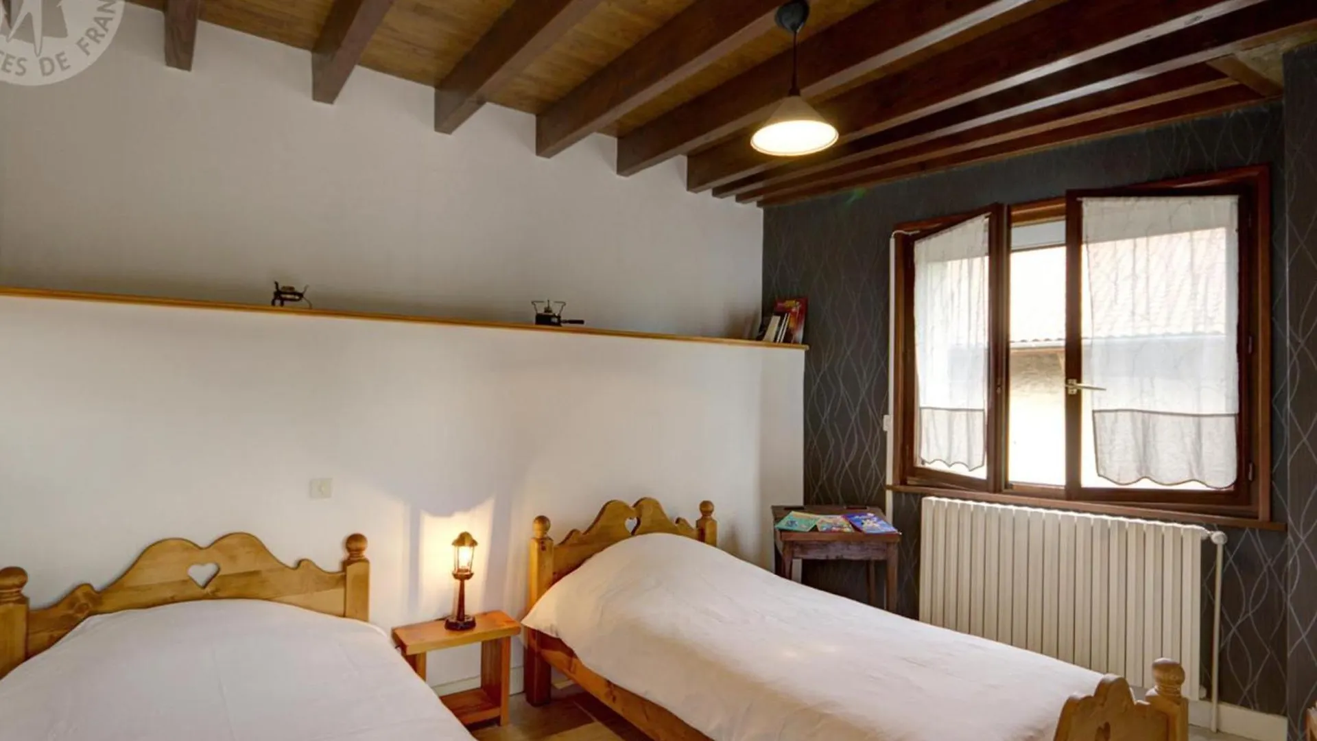 Maison Renovee, 2 Chambres, Jardin, Animaux Acceptes, Internet, Barbecue - Fr-1-496-161 Les Salles Frankrike